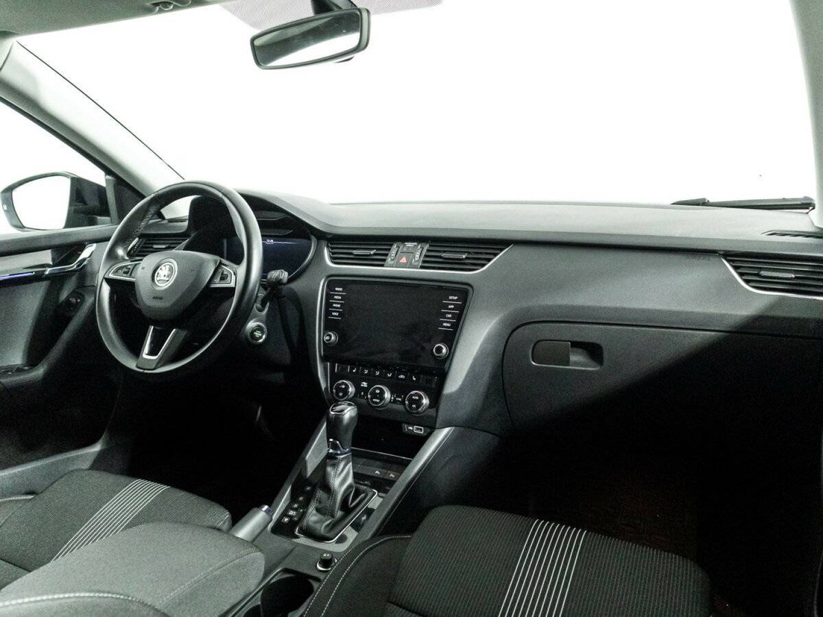 Skoda Octavia 2020 года с пробегом. Фото: #8