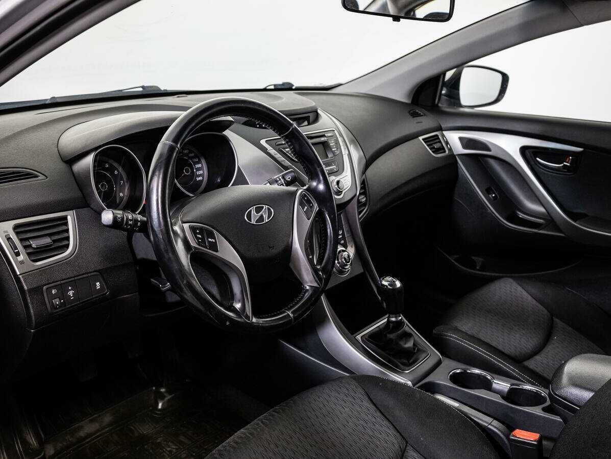 Hyundai Elantra 2013 года с пробегом. Фото: #10