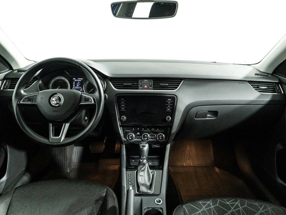 Skoda Octavia 2019 года с пробегом. Фото: #12