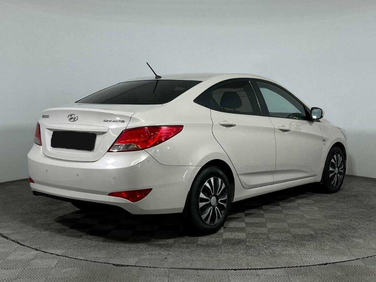 Hyundai Solaris 2015 года с пробегом. Фото: #4
