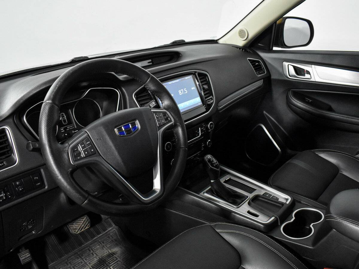 Geely Emgrand X7 2021 года с пробегом. Фото: #8