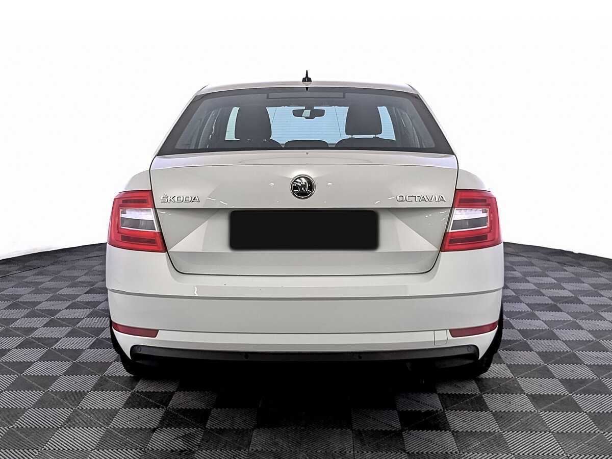 Skoda Octavia 2019 года с пробегом. Фото: #5