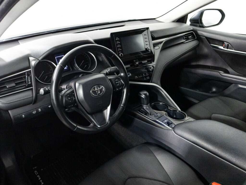 Toyota Camry 2021 года с пробегом. Фото: #10