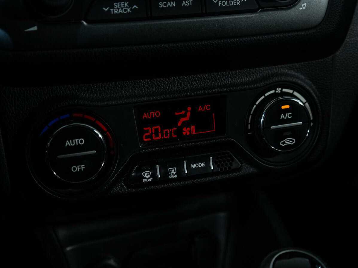 Kia Rio 2013 года с пробегом. Фото: #13