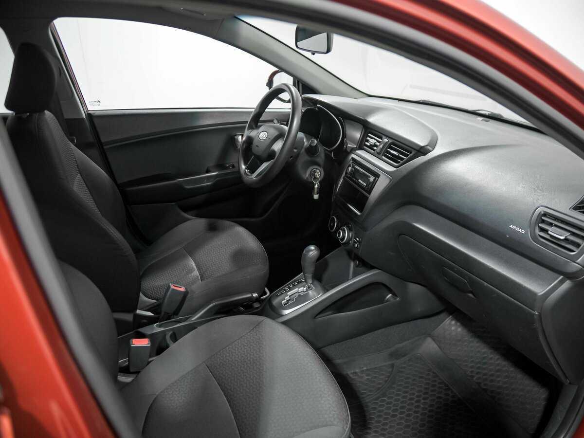 Kia Rio 2012 года с пробегом. Фото: #12