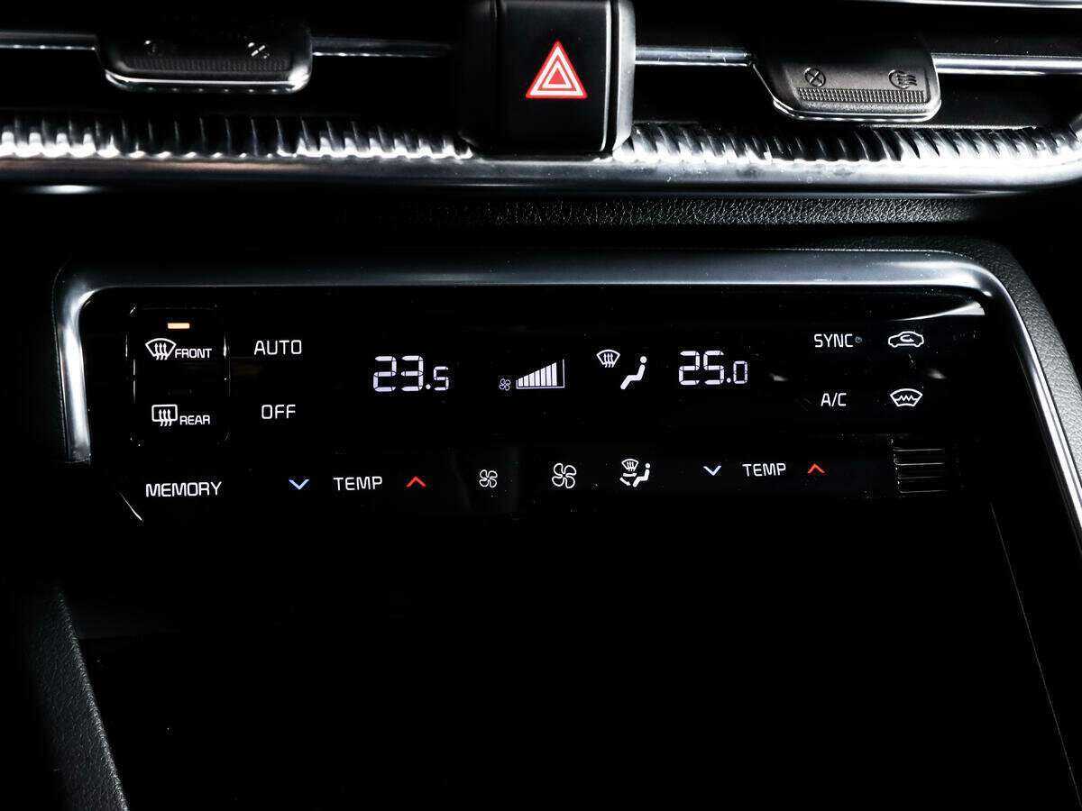 Kia K5 2021 года с пробегом. Фото: #15