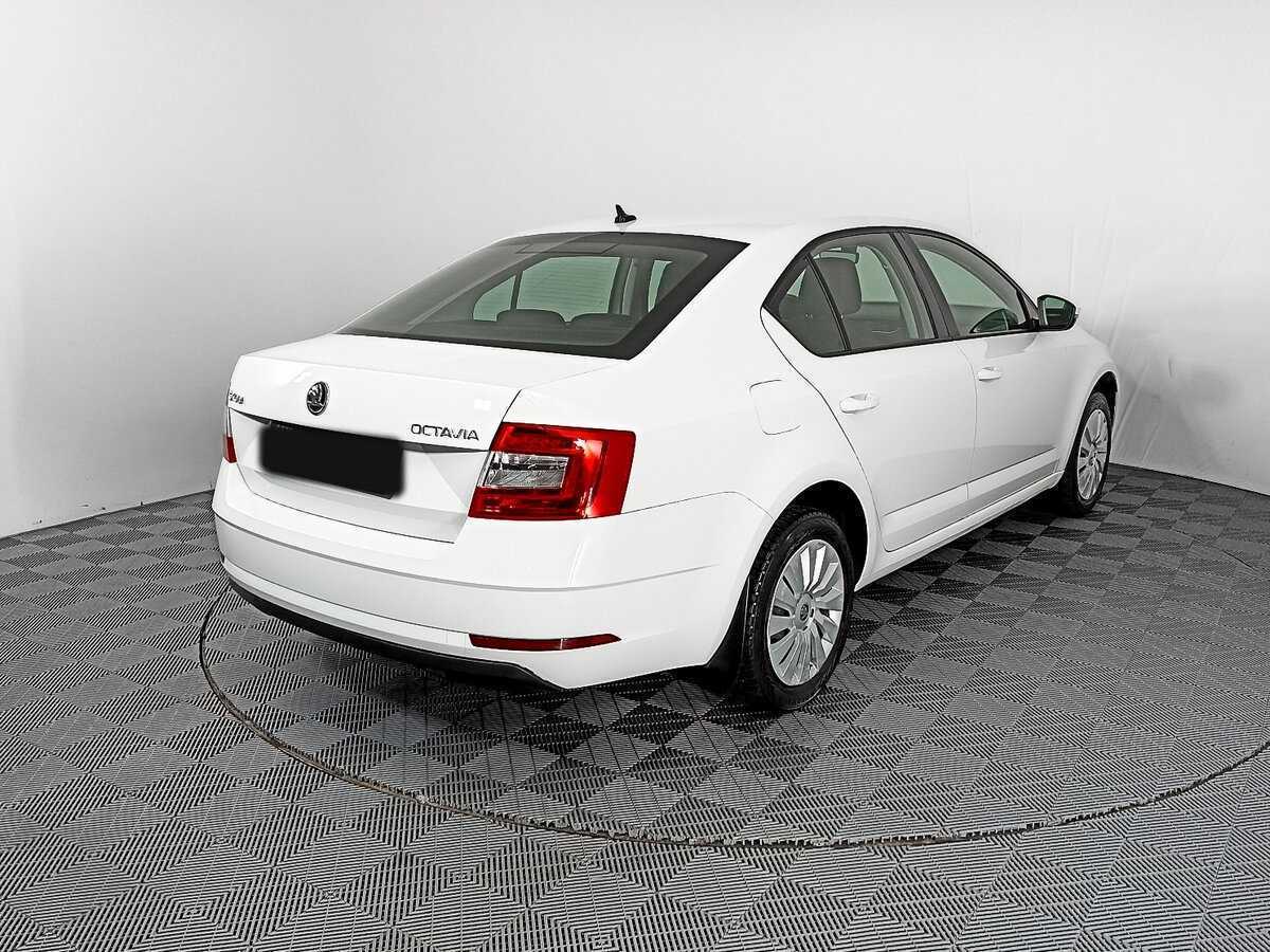 Skoda Octavia 2020 года с пробегом. Фото: #4