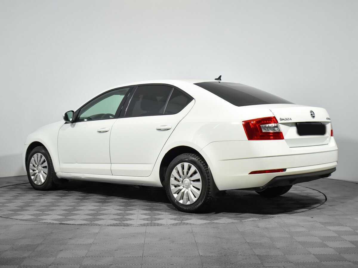 Skoda Octavia 2018 года с пробегом. Фото: #5