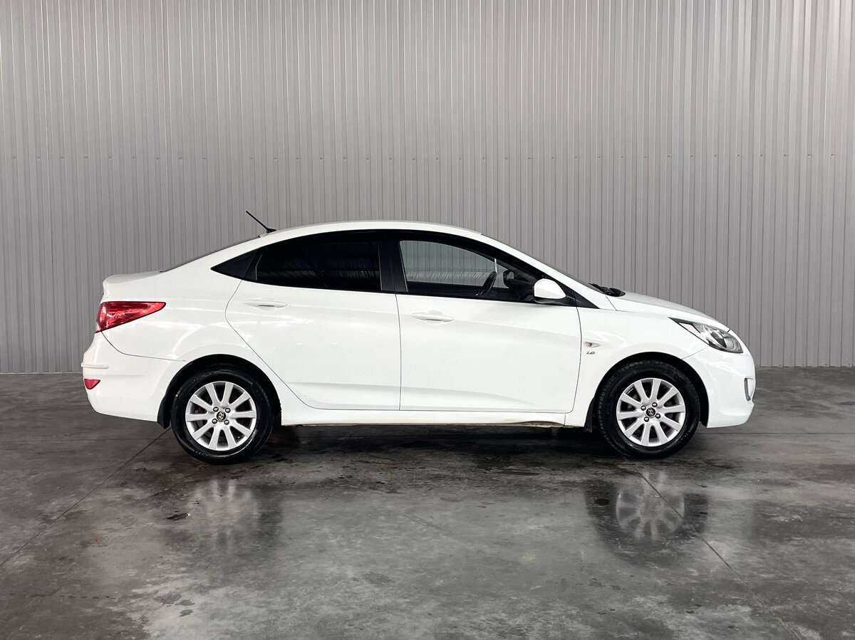 Hyundai Solaris 2013 года с пробегом. Фото: #3