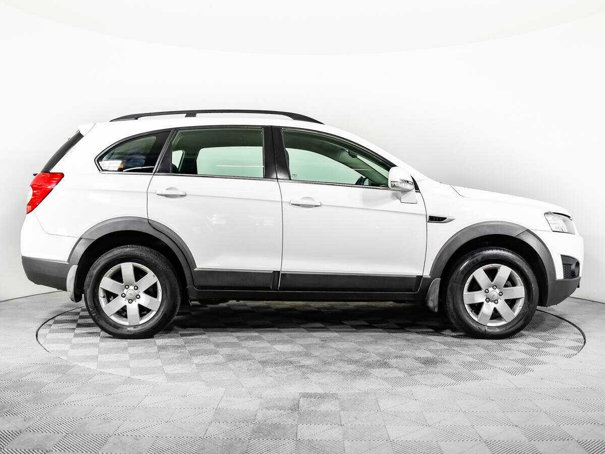 Chevrolet Captiva 2012 года с пробегом. Фото: #3