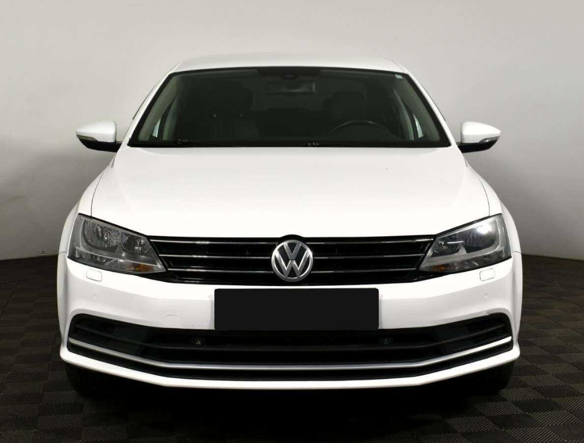 Volkswagen Jetta 2016 года с пробегом. Фото: #1