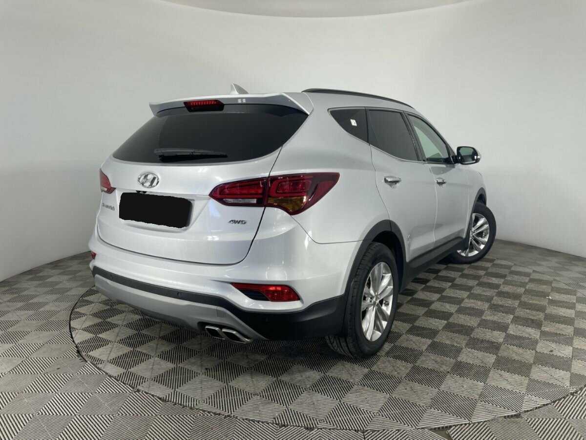 Hyundai Santa Fe 2017 года с пробегом. Фото: #5
