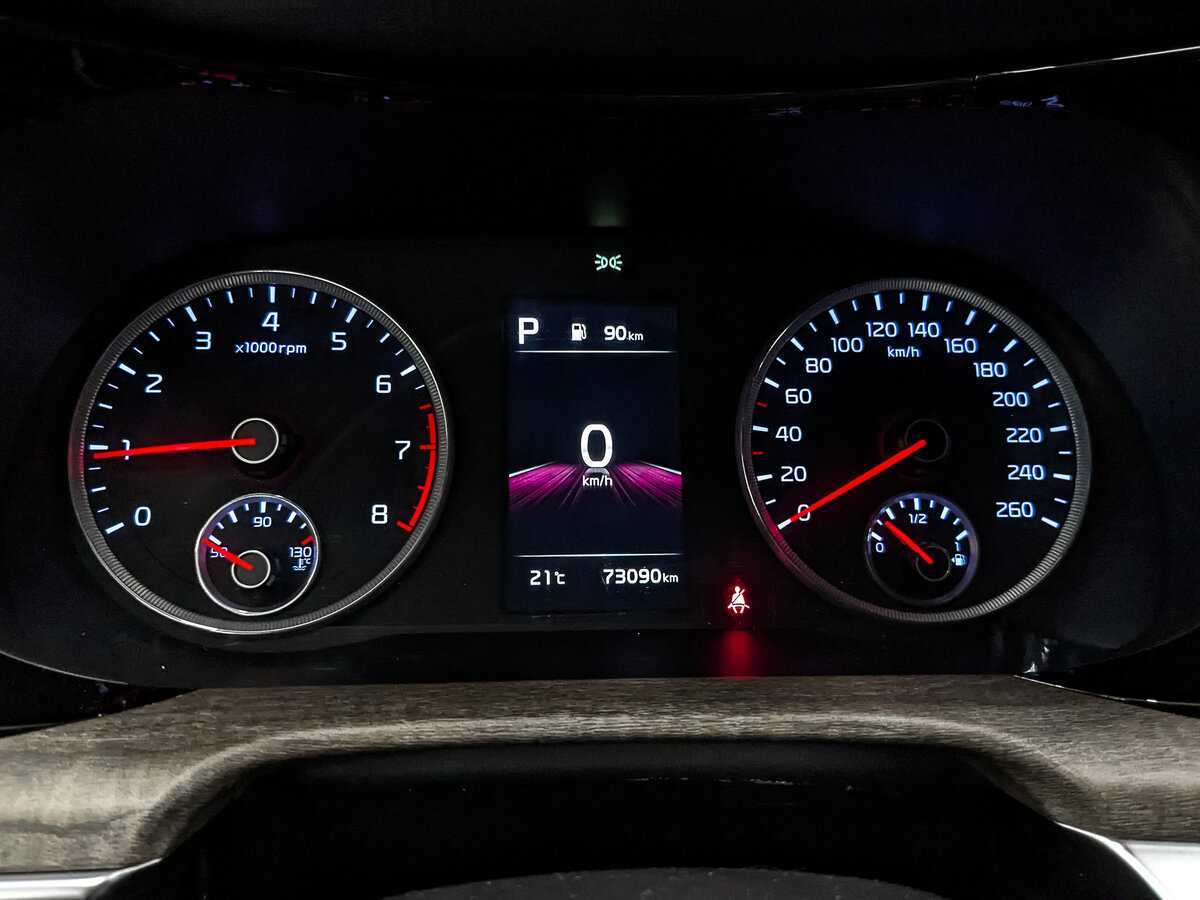 Kia K5 2022 года с пробегом. Фото: #13