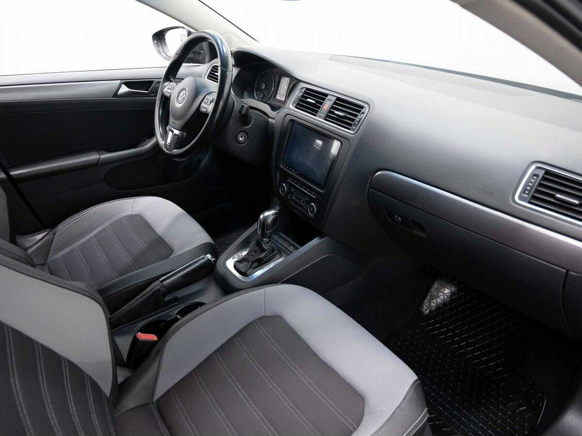 Volkswagen Jetta 2012 года с пробегом. Фото: #10