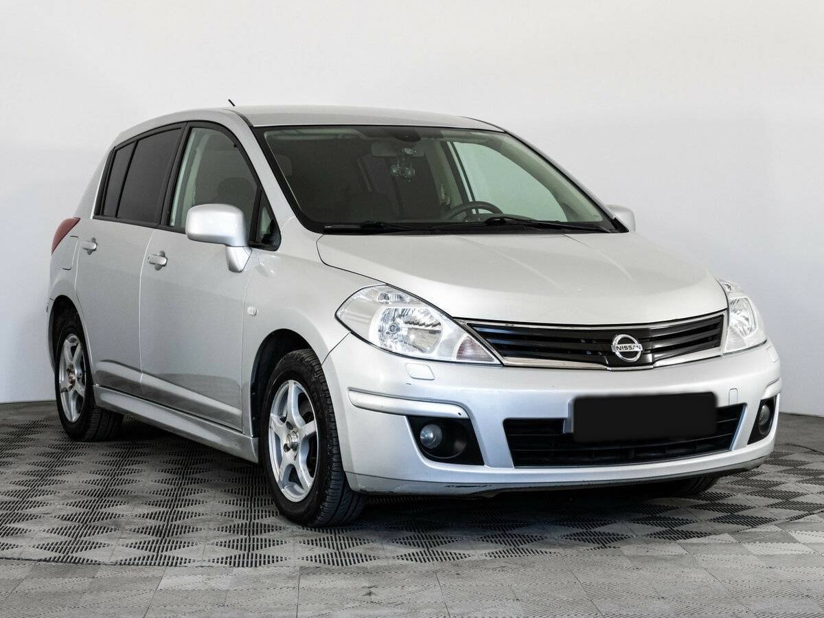 Nissan Tiida 2013 года с пробегом. Фото: #2