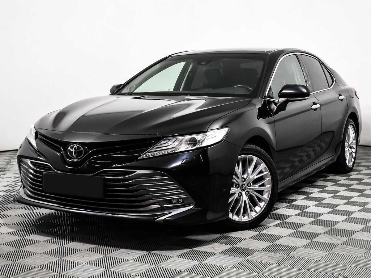 Toyota Camry 2018 года с пробегом. Посмотреть фото