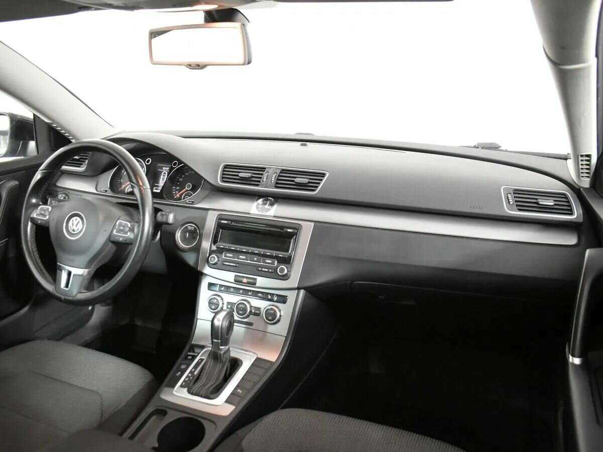 Volkswagen Passat 2014 года с пробегом. Фото: #11