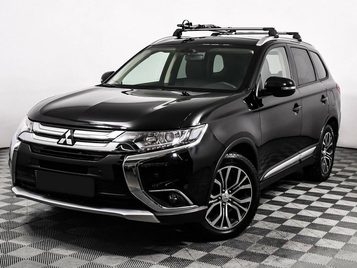 Mitsubishi Outlander 2018 года с пробегом. Посмотреть фото