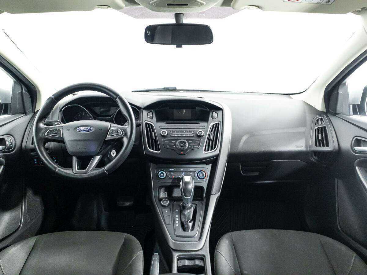 Ford Focus 2018 года с пробегом. Фото: #12