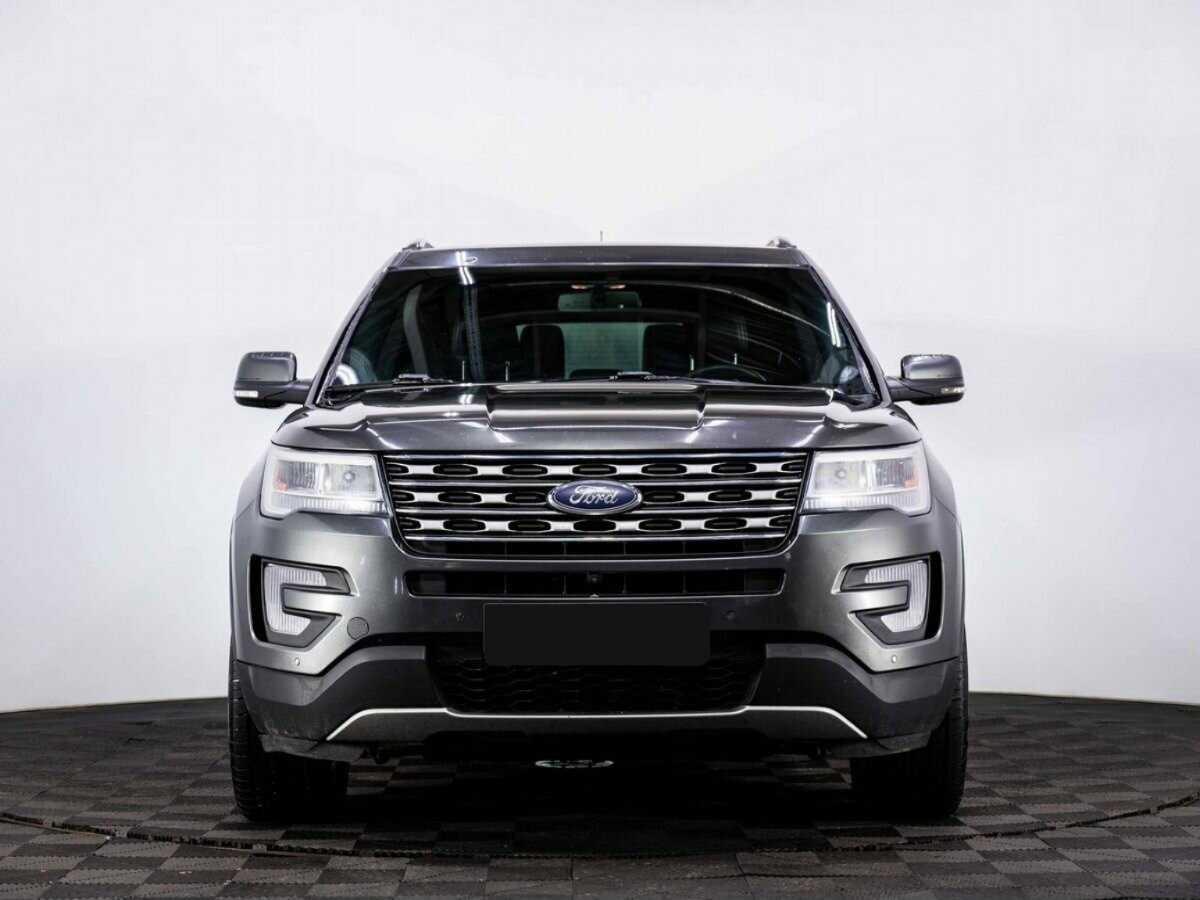 Ford Explorer 2016 года с пробегом. Фото: #1
