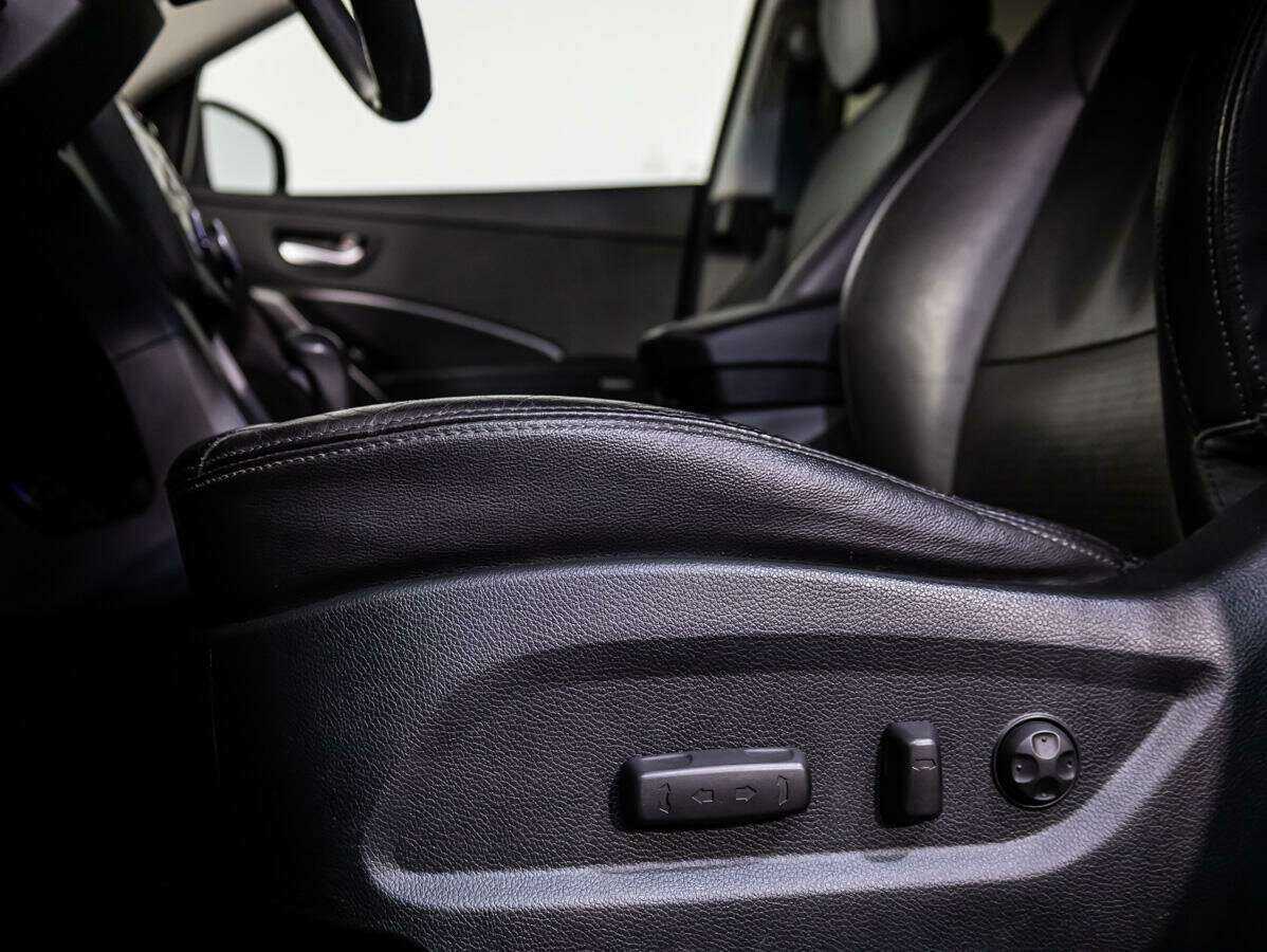 Hyundai Santa Fe 2013 года с пробегом. Фото: #14
