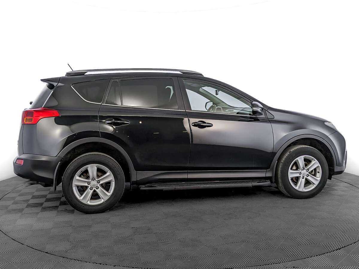 Toyota RAV4 2014 года с пробегом. Фото: #3