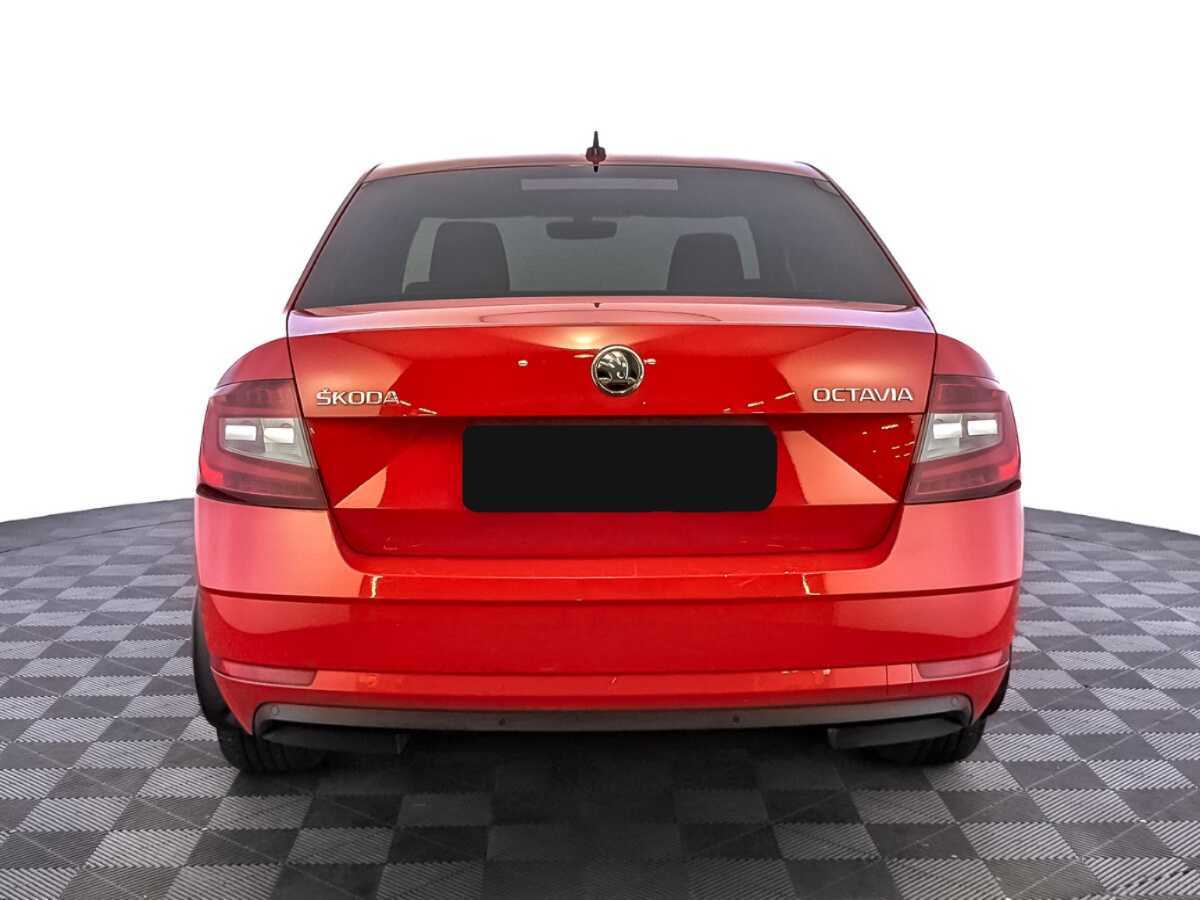 Skoda Octavia 2018 года с пробегом. Фото: #5