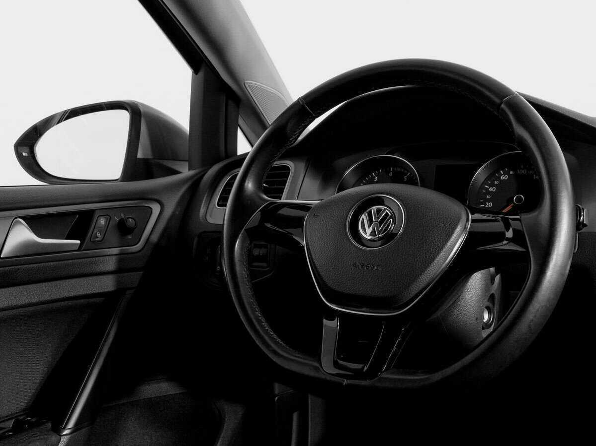 Volkswagen Golf 2013 года с пробегом. Фото: #14