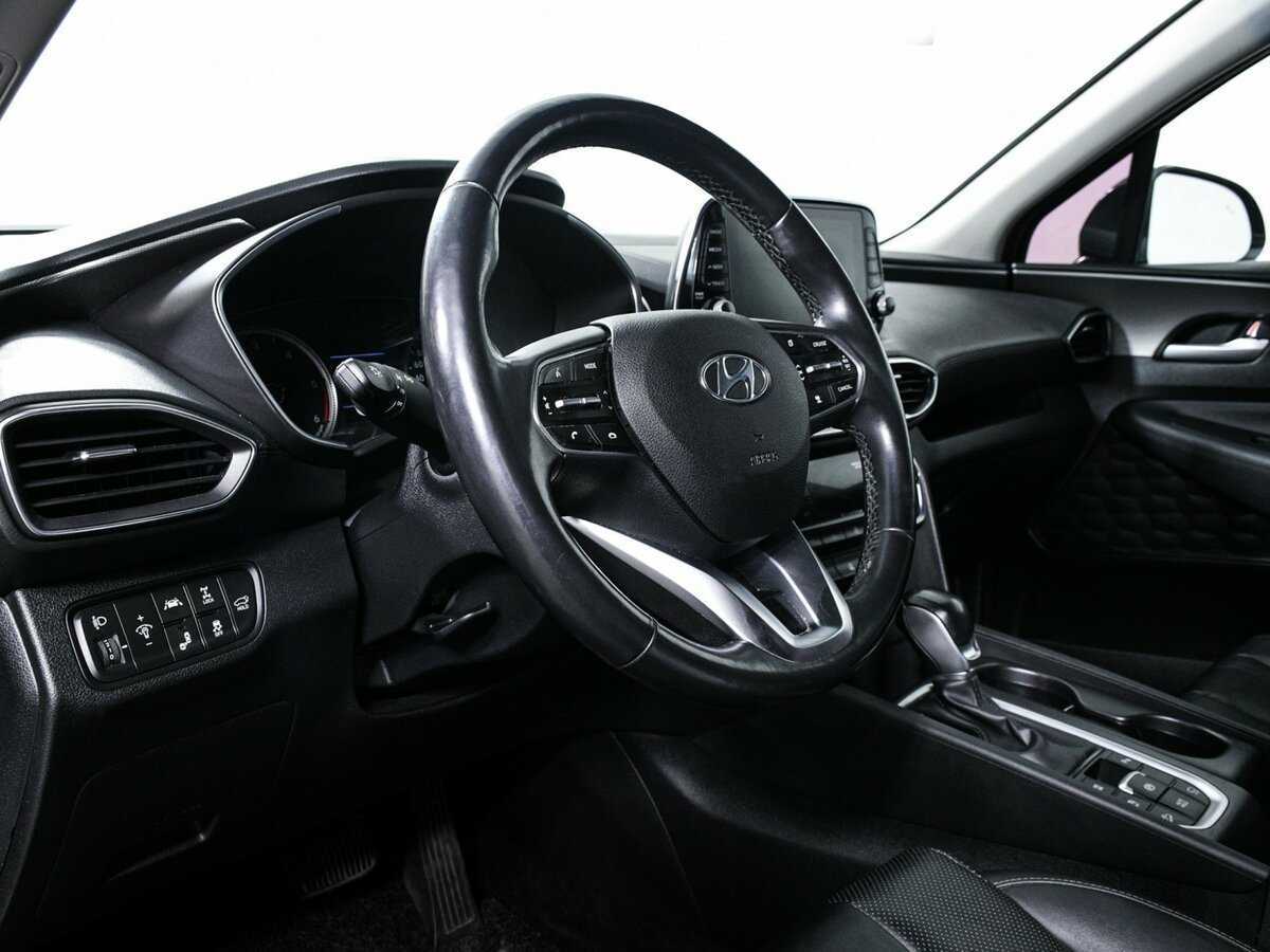 Hyundai Santa Fe 2018 года с пробегом. Фото: #11