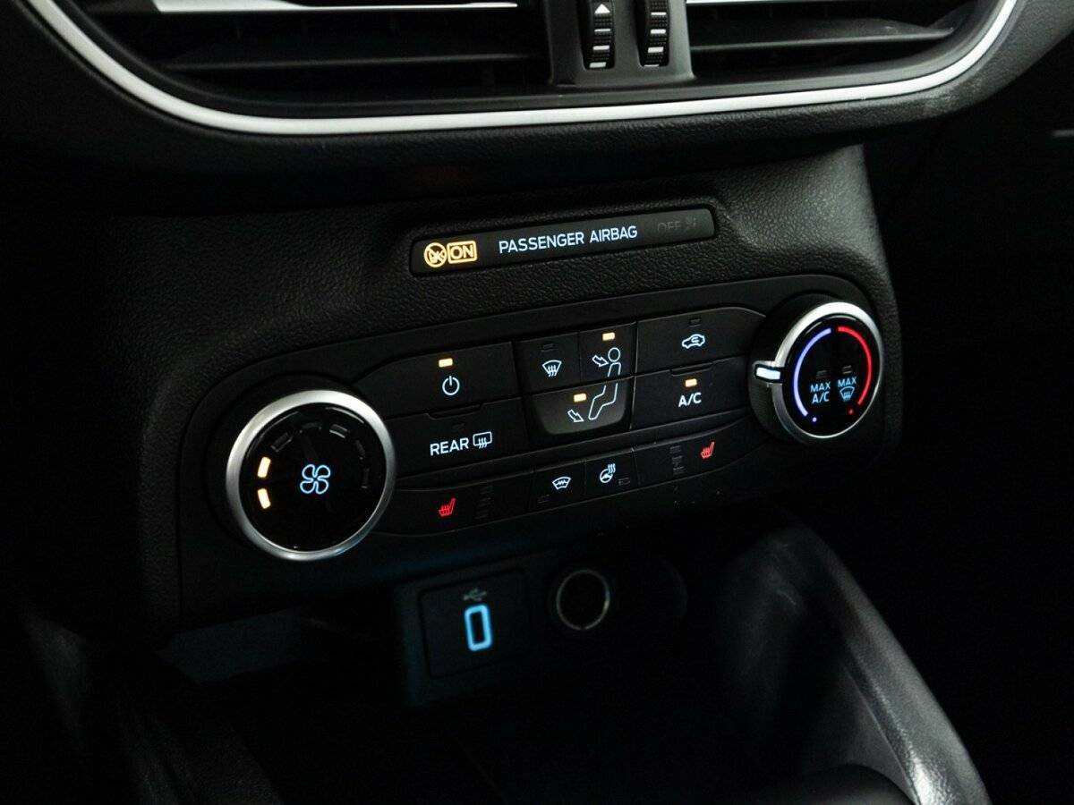 Ford Focus 2019 года с пробегом. Фото: #16