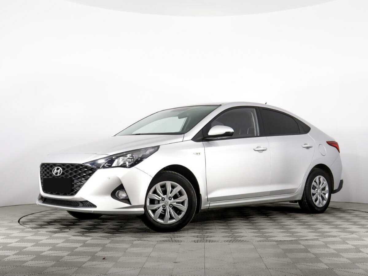 Hyundai Solaris 2021 года с пробегом. Посмотреть фото