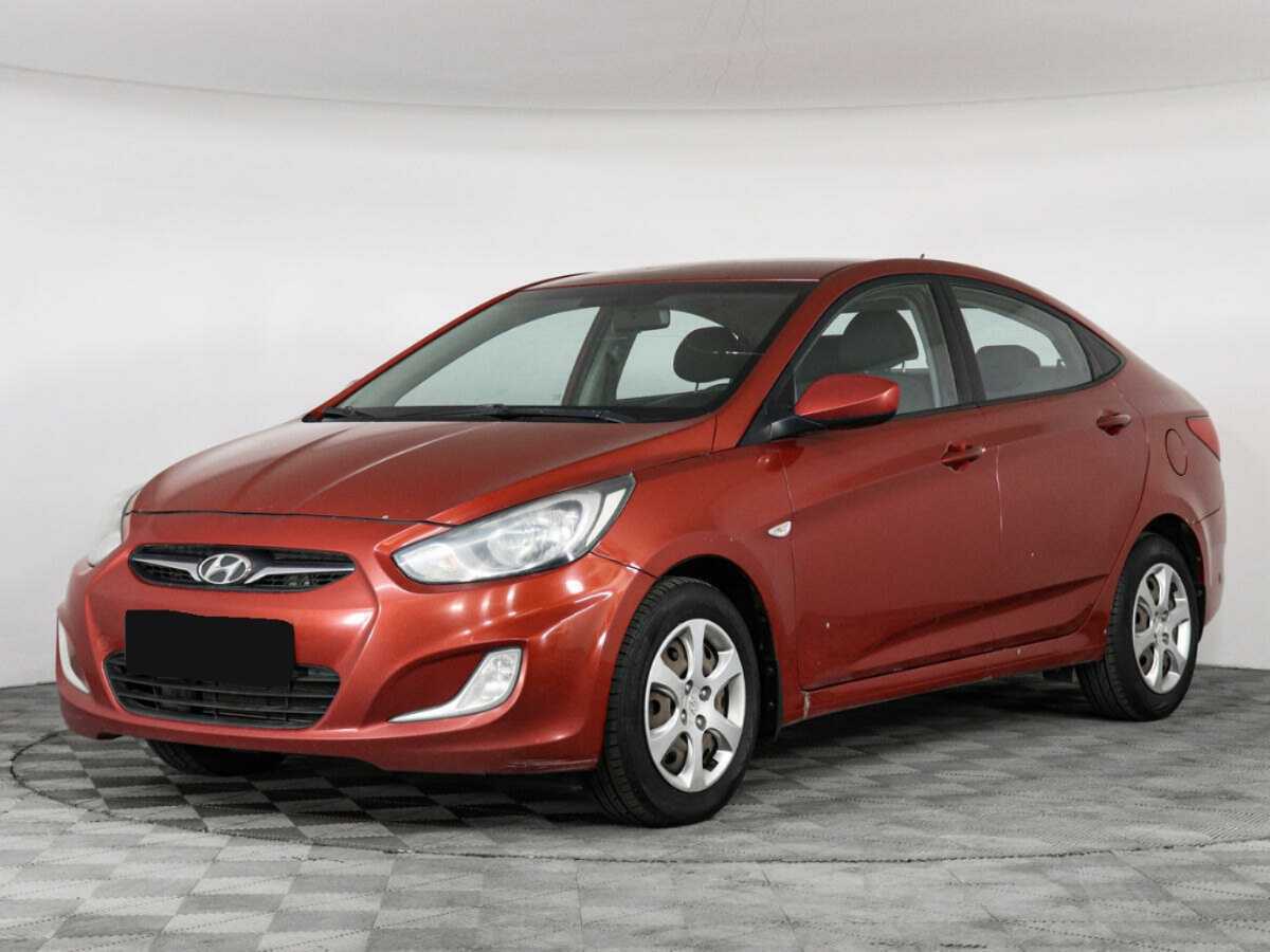 Hyundai Solaris 2012 года с пробегом. Посмотреть фото