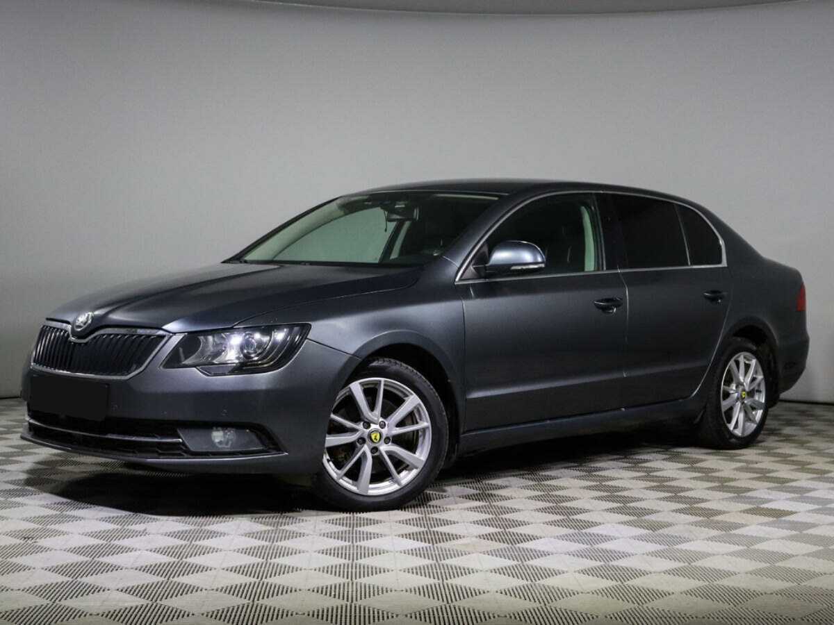 Skoda Superb 2014 года с пробегом. Фото: #0