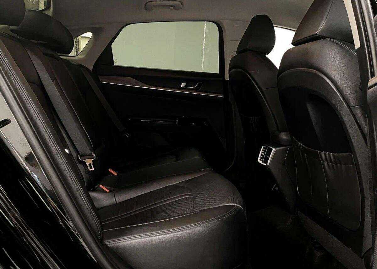 Kia K5 2021 года с пробегом. Фото: #9