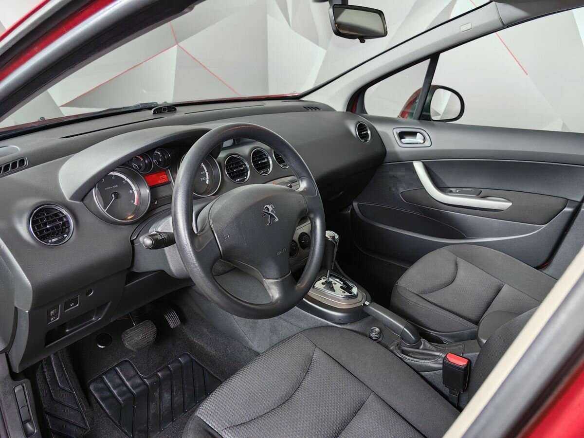 Peugeot 408 2013 года с пробегом. Фото: #13