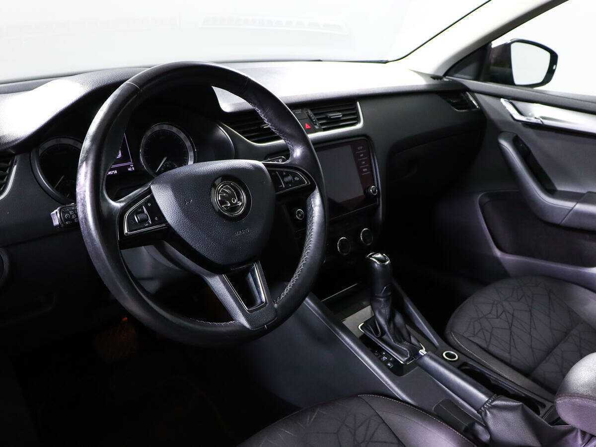 Skoda Octavia 2019 года с пробегом. Фото: #13