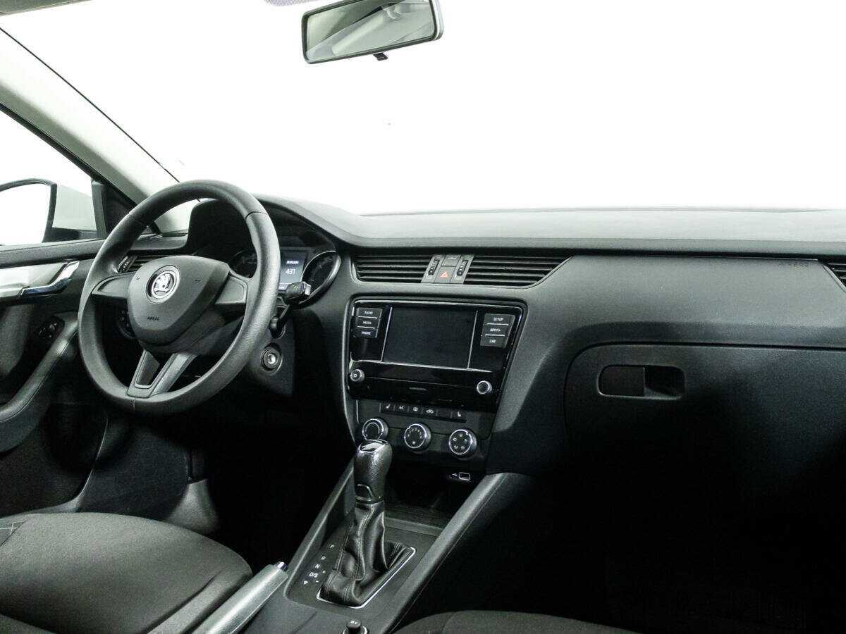 Skoda Octavia 2018 года с пробегом. Фото: #8