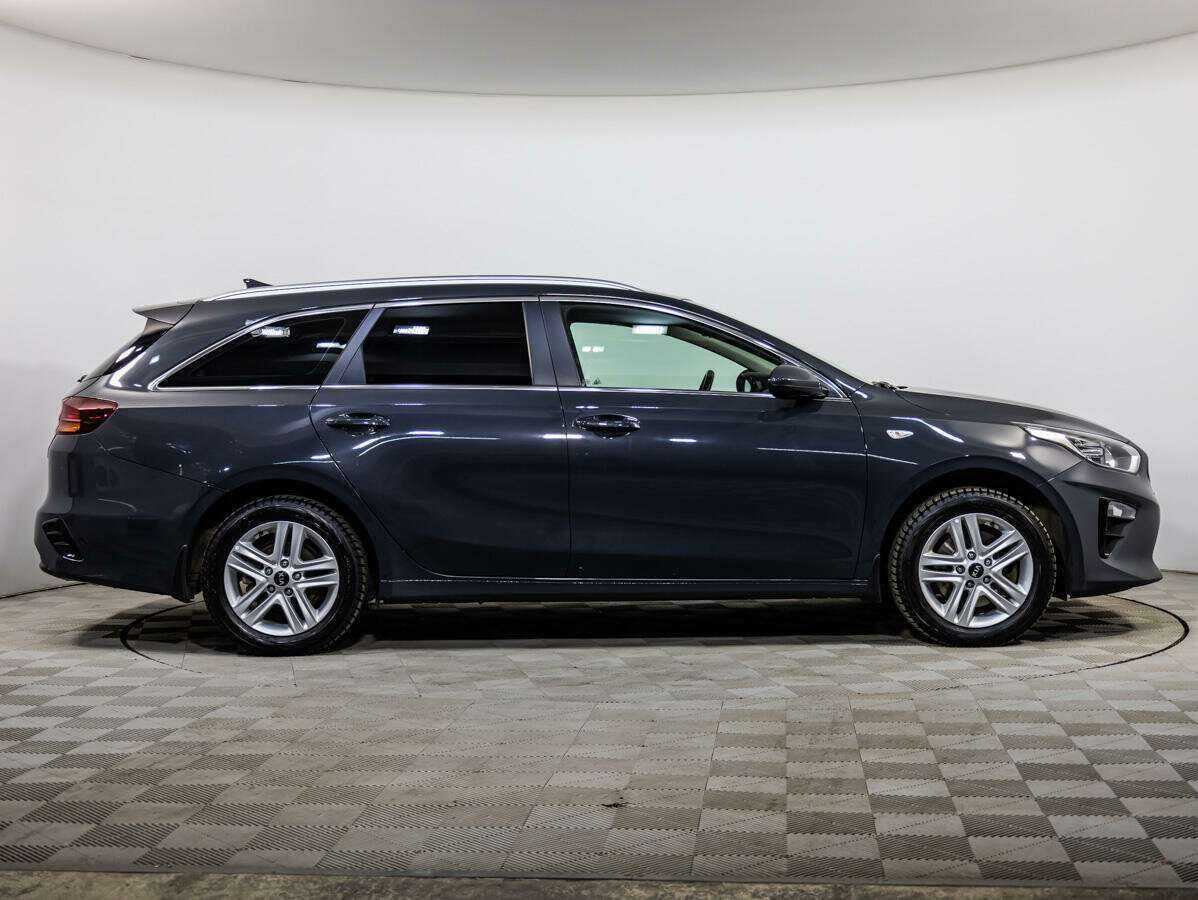 Kia Ceed 2020 года с пробегом. Фото: #2