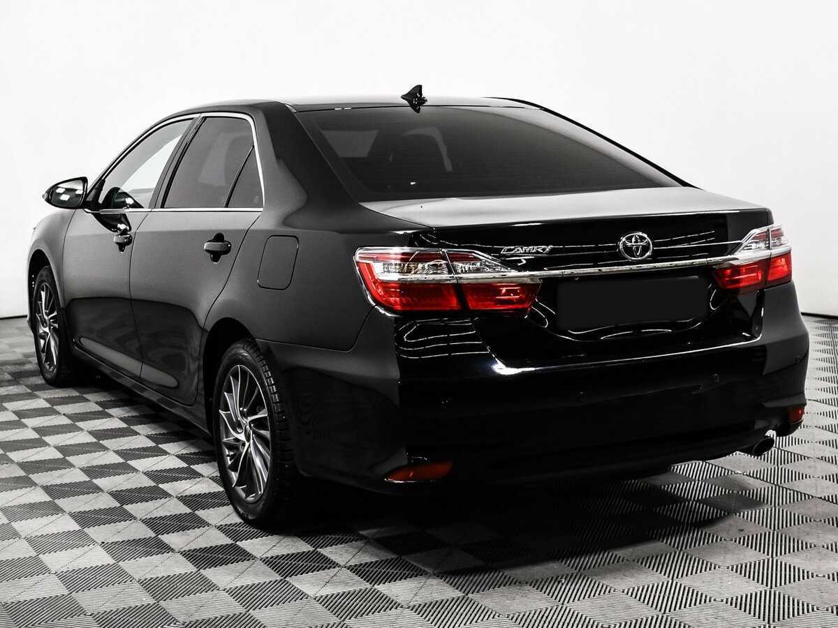 Toyota Camry 2018 года с пробегом. Фото: #6