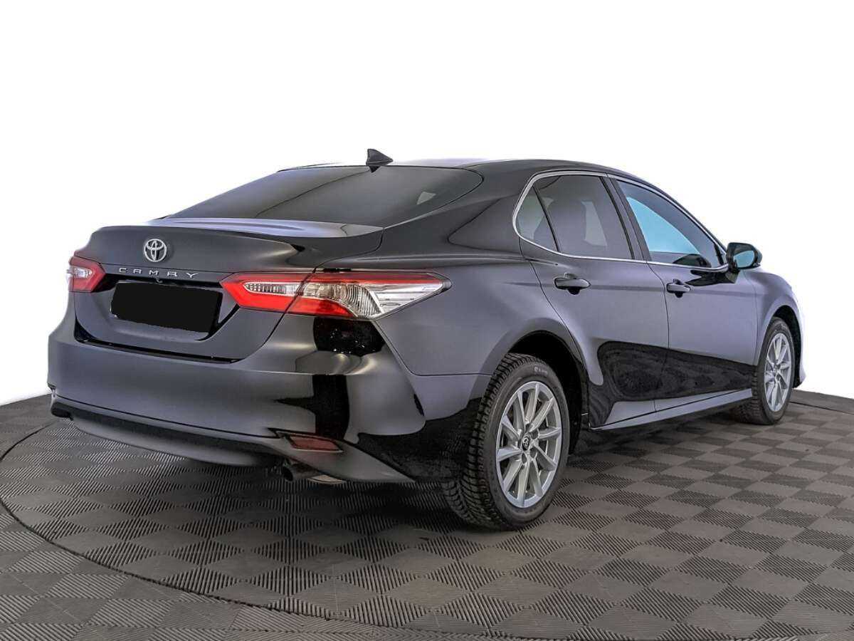 Toyota Camry 2021 года с пробегом. Фото: #4
