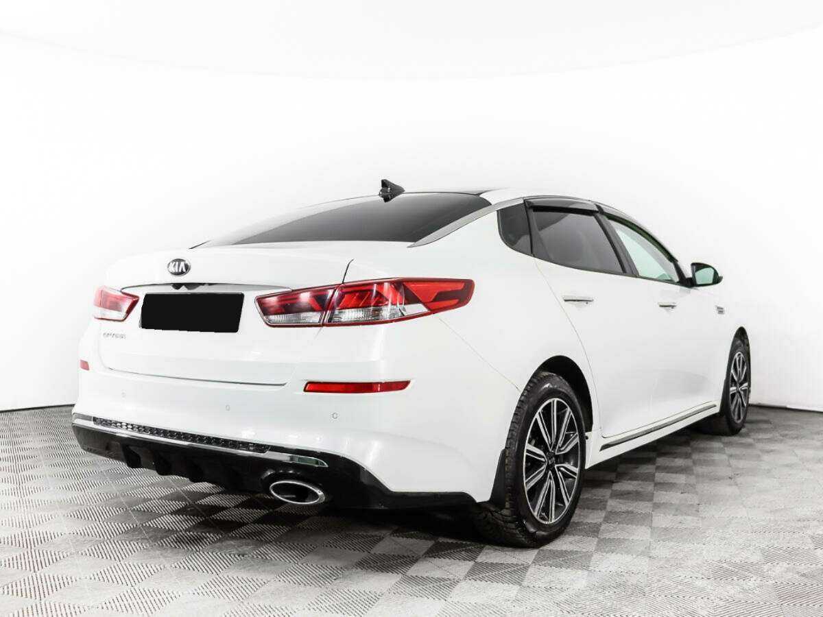 Kia Optima 2018 года с пробегом. Фото: #3
