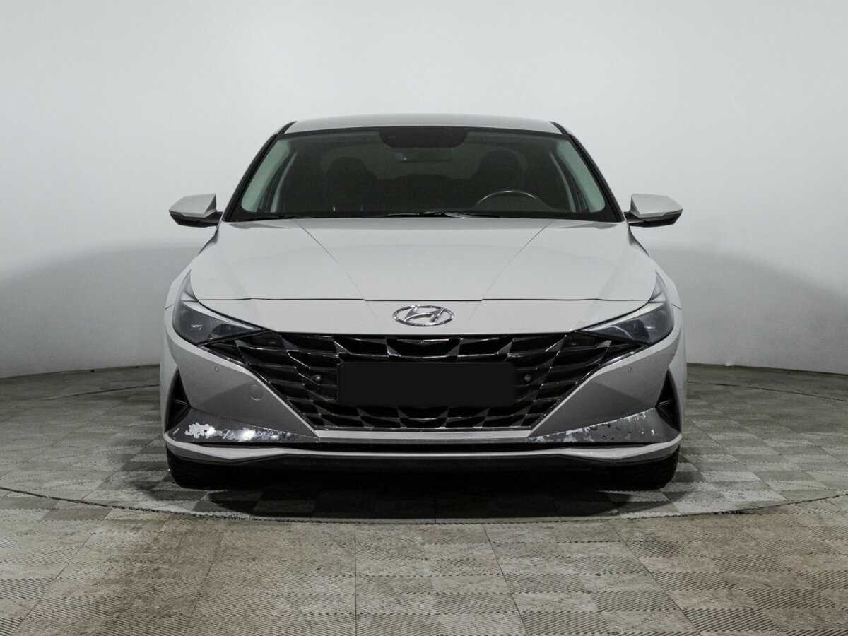 Hyundai Elantra 2021 года с пробегом. Фото: #1