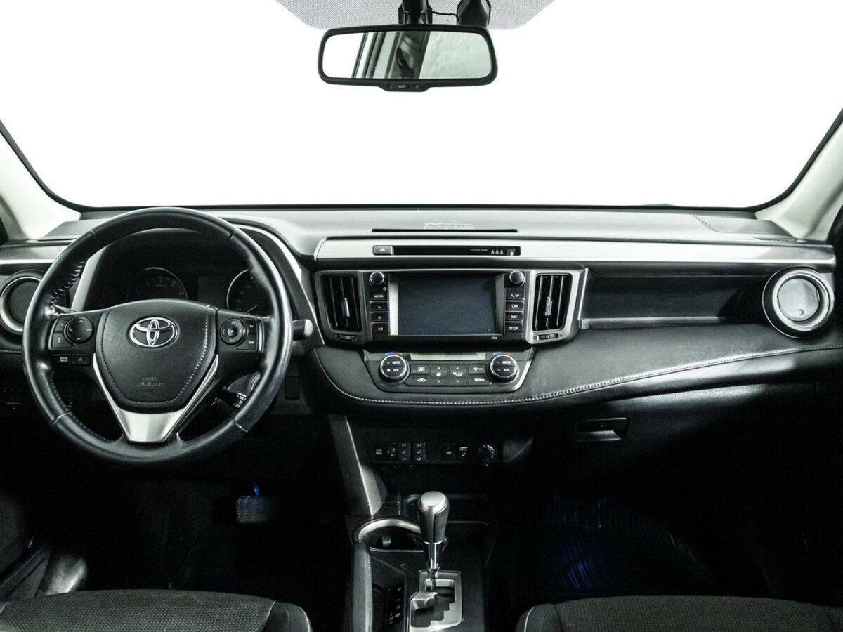 Toyota RAV4 2017 года с пробегом. Фото: #12