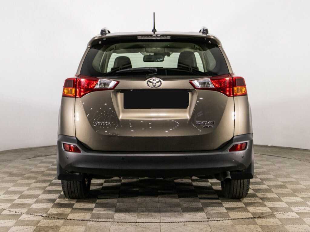 Toyota RAV4 2013 года с пробегом. Фото: #5