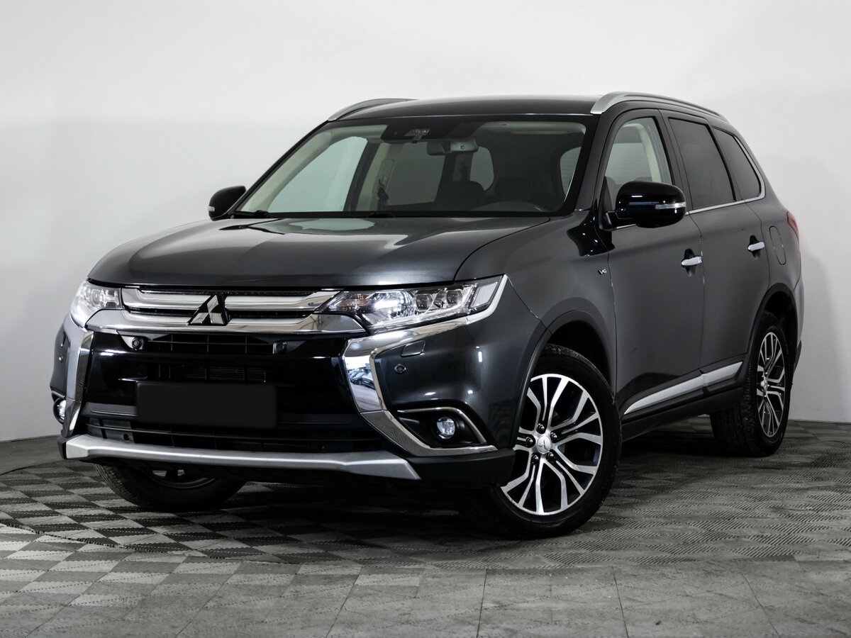 Mitsubishi Outlander 2018 года с пробегом. Посмотреть фото
