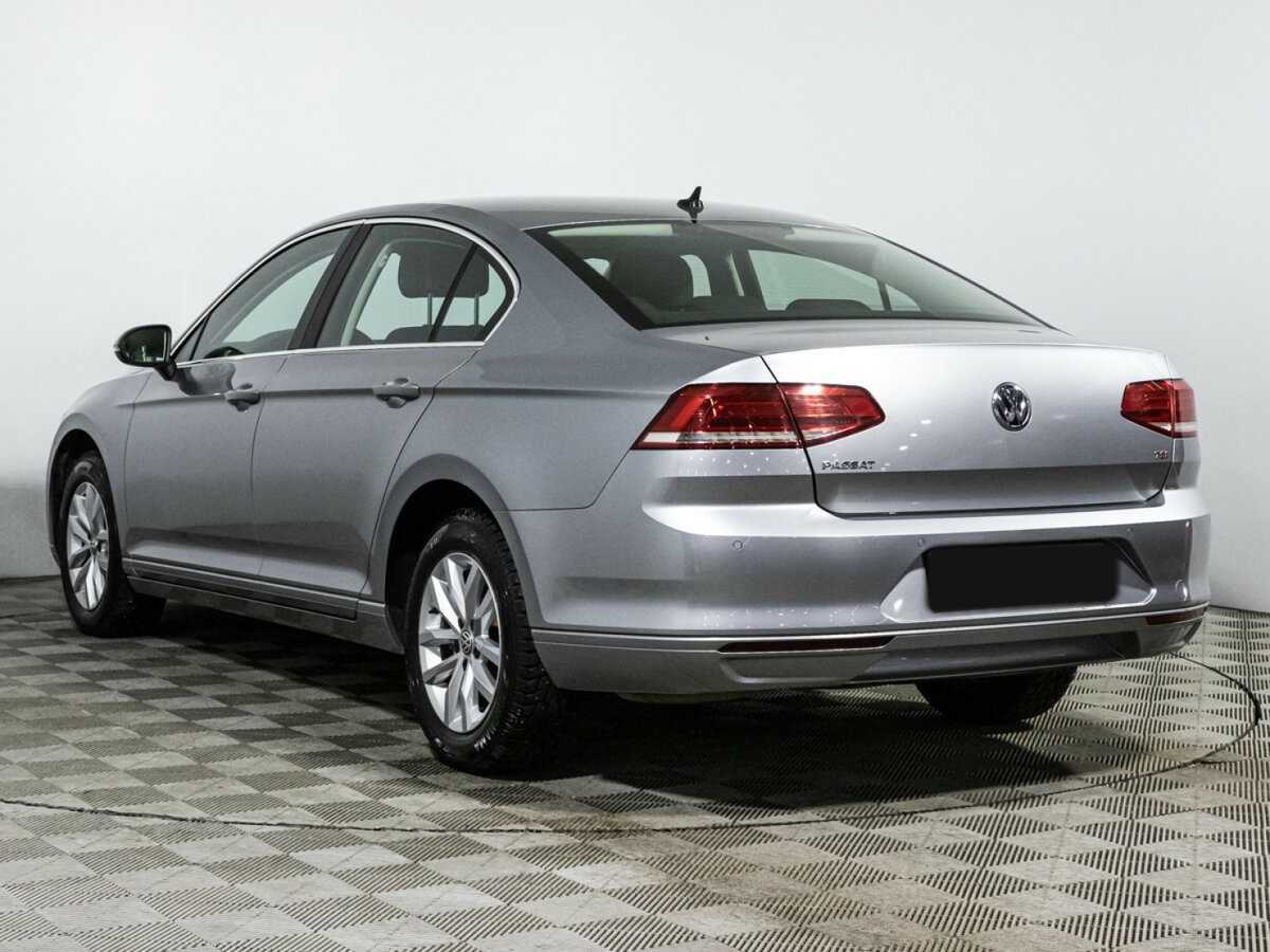 Volkswagen Passat 2017 года с пробегом. Фото: #6