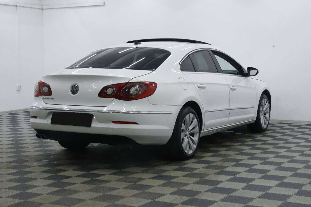 Volkswagen Passat CC 2012 года с пробегом. Фото: #3