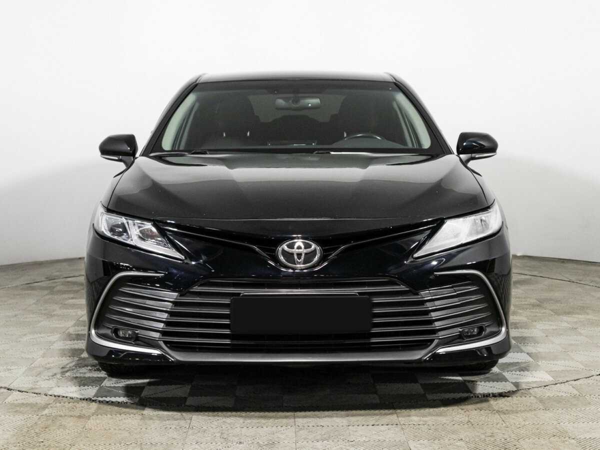 Toyota Camry 2022 года с пробегом. Фото: #1