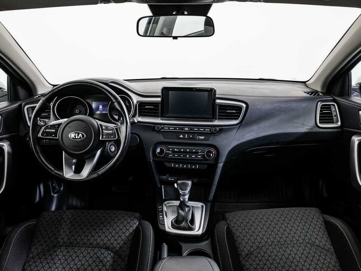 Kia Ceed 2019 года с пробегом. Фото: #12