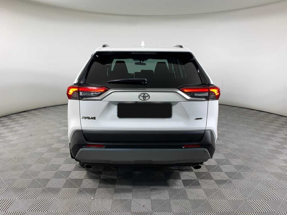 Toyota RAV4 2020 года с пробегом. Фото: #5